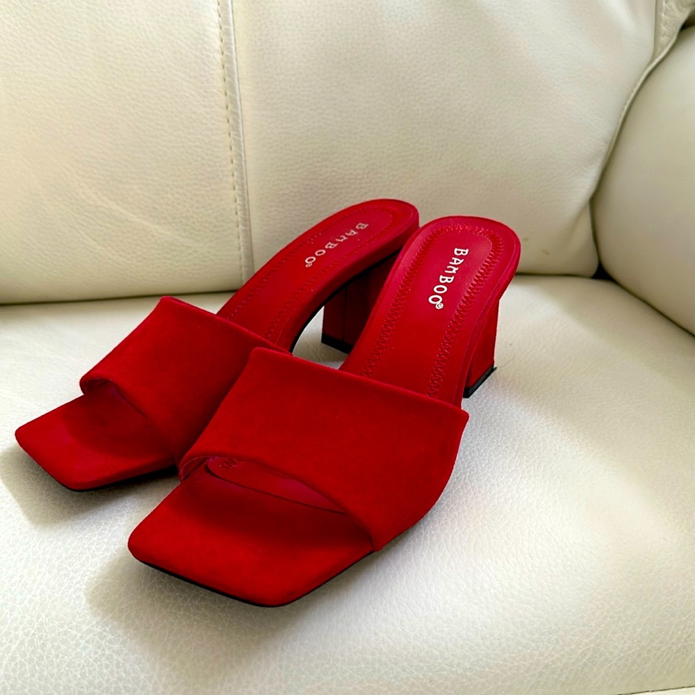 BAMBOO | Red Heel Size 6
